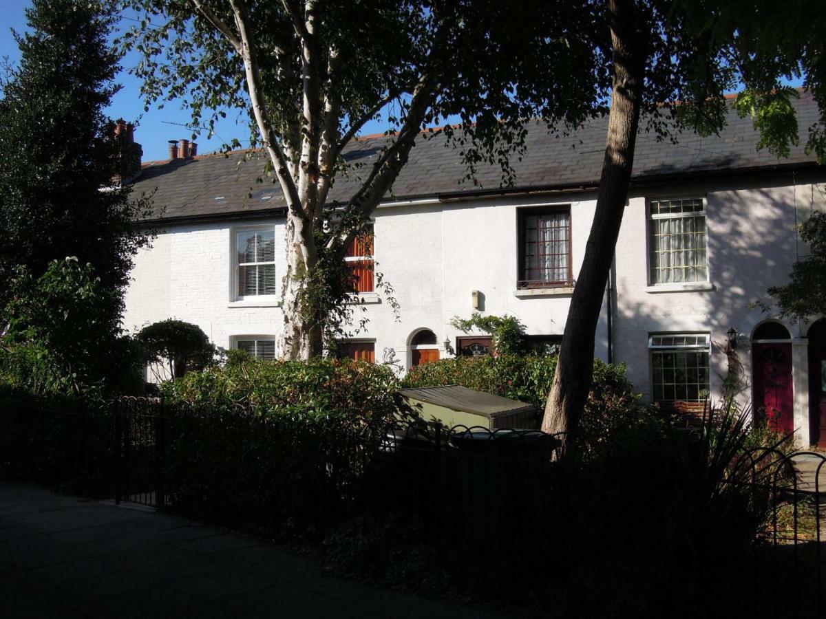 Pretty Victorian Cottage Portsmouth Exterior foto